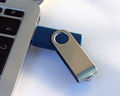 Twister USB-Muistitikku